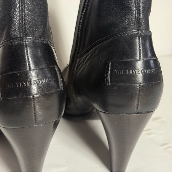 FRYE AND CO. Black Leather Ankle Boots - Picture 3 of 12